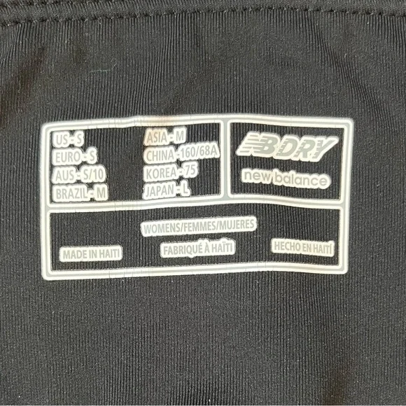 New Balance Women's Leggings - Picture 6 of 6